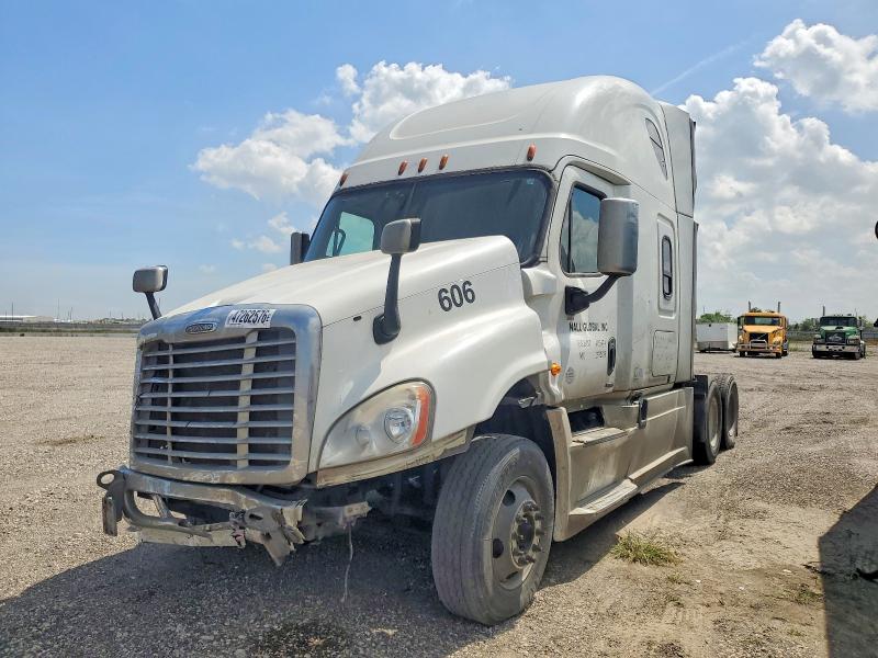 2016 Freightliner Cascadia 125 Semi Truck