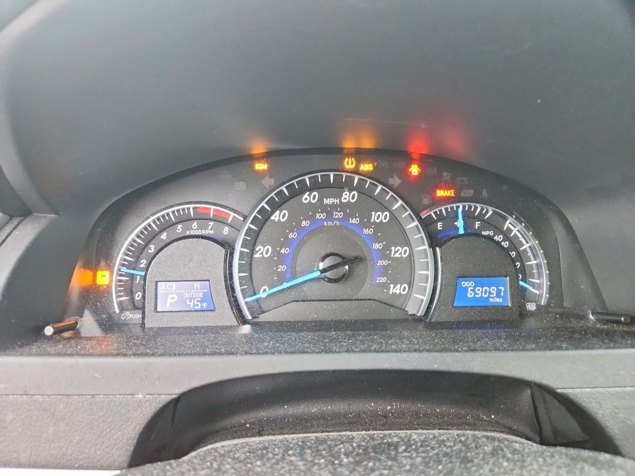 2014 Toyota Camry xle V6