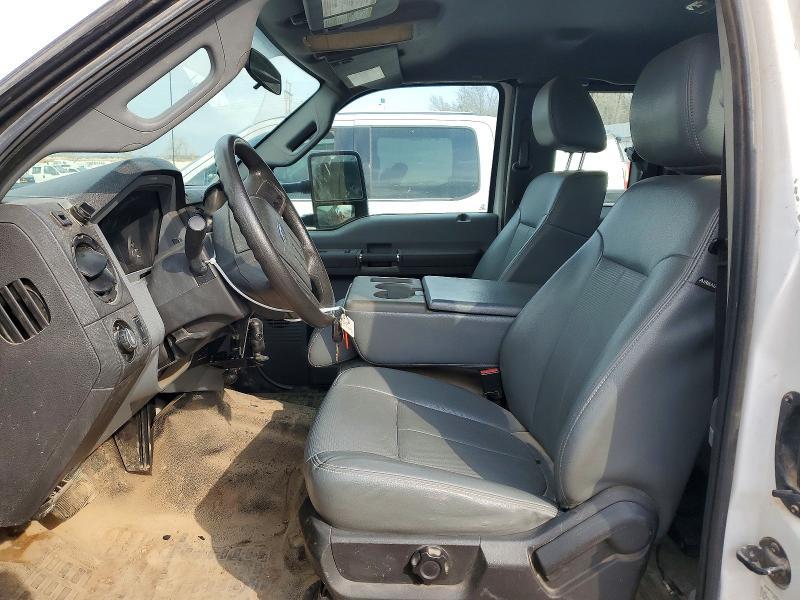 2014 Ford F550 Super Duty Flatbed Truck