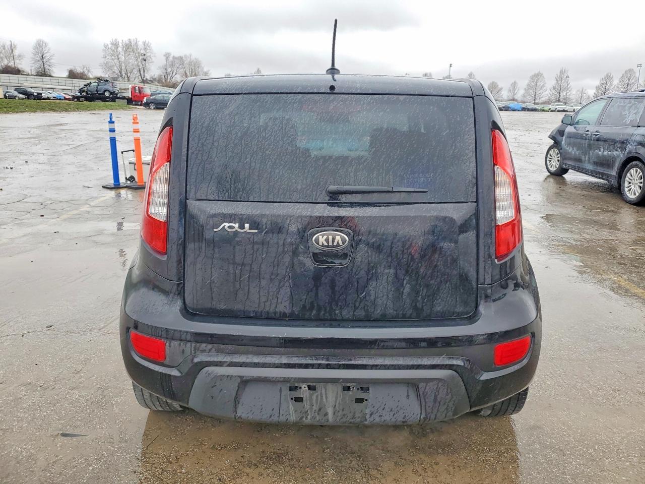 2013 KIA Soul +