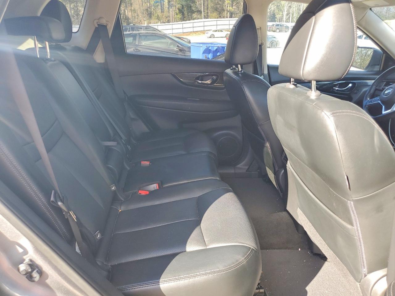 2017 Nissan Rogue sl