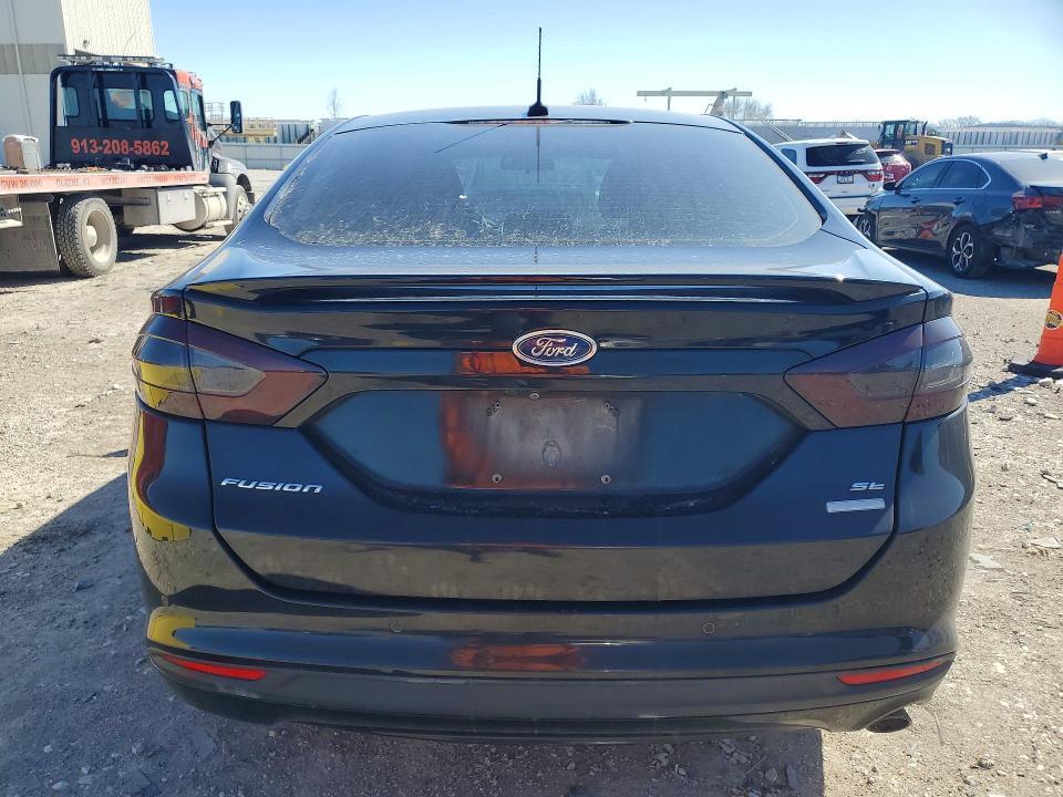 2016 Ford Fusion se