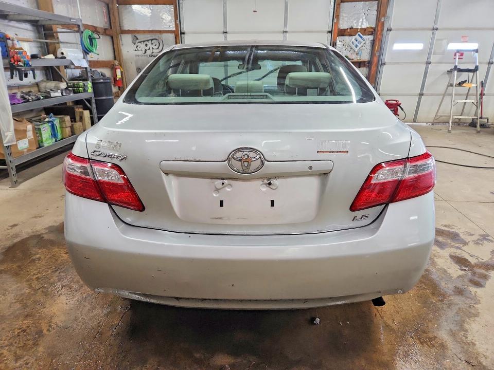 2009 Toyota Camry le