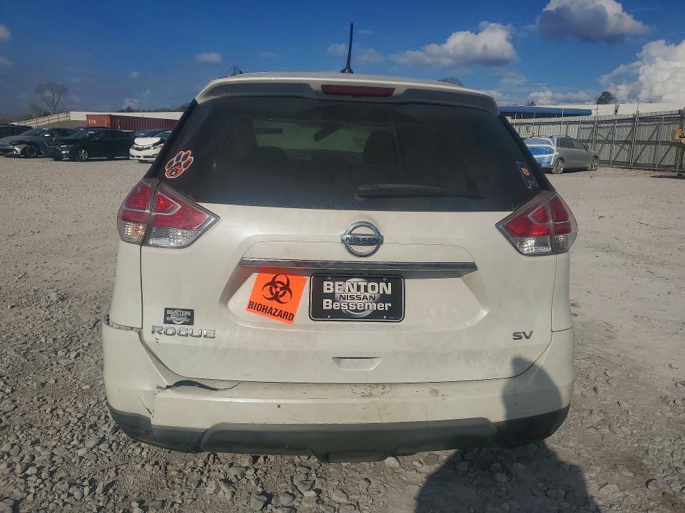 2016 Nissan Rogue sv