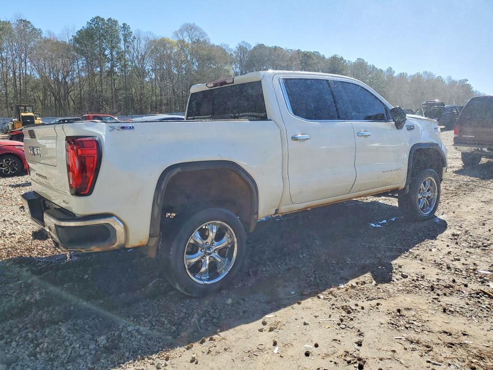 2020 GMC Sierra K1500 SLT
