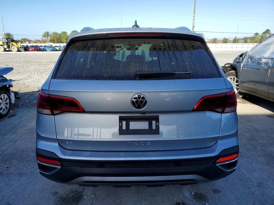 2024 Volkswagen Taos se