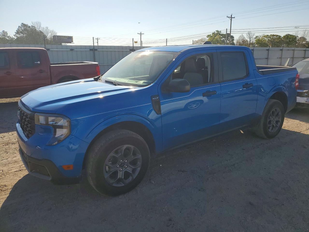 2025 Ford Maverick XLT