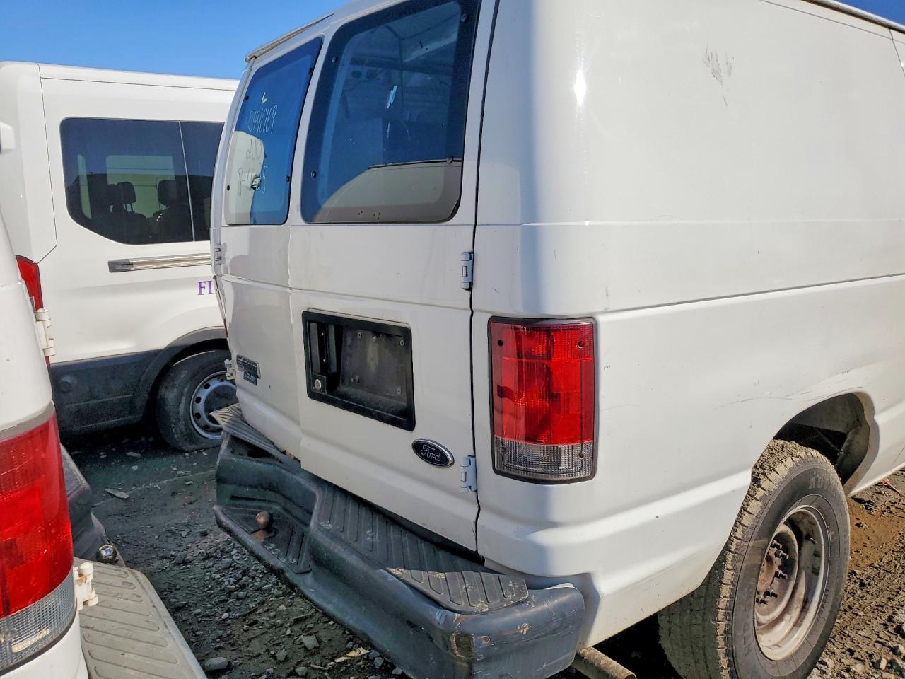 2008 Ford E250 Utility / Service van
