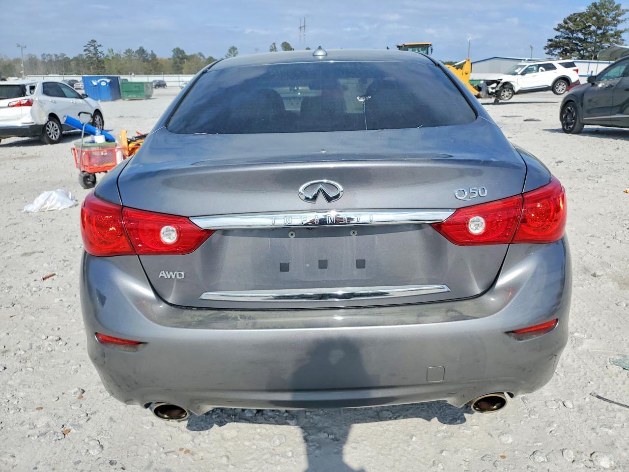 2015 Infiniti Q50 Base