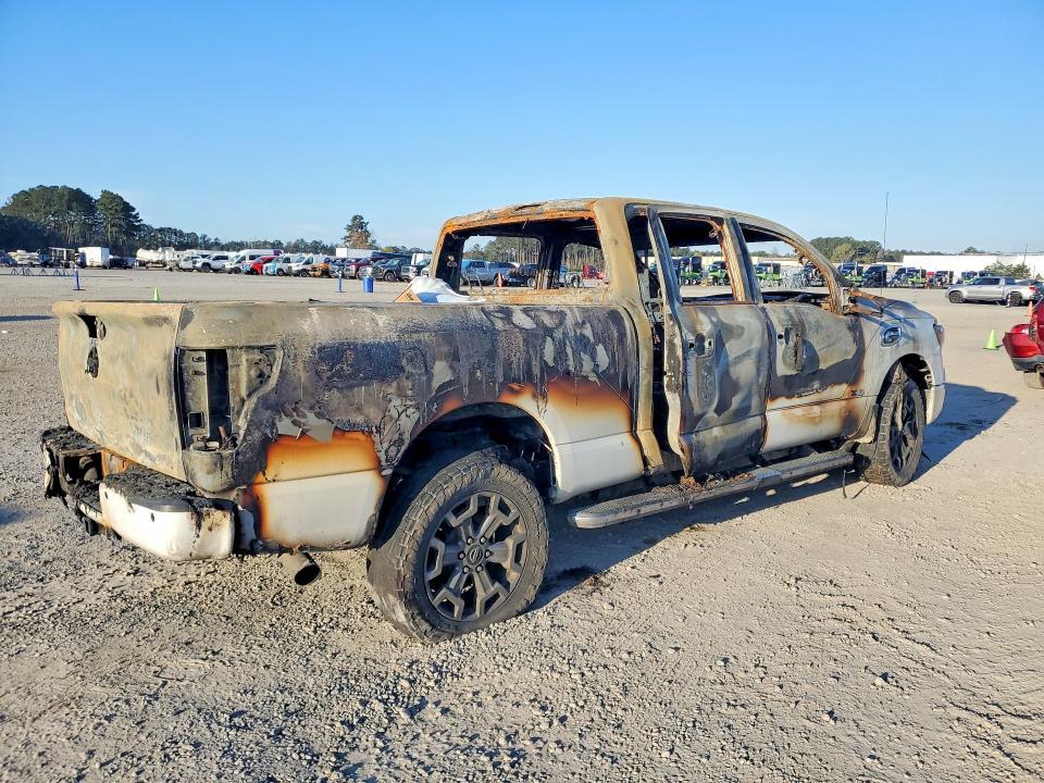 2017 Nissan Titan XD S