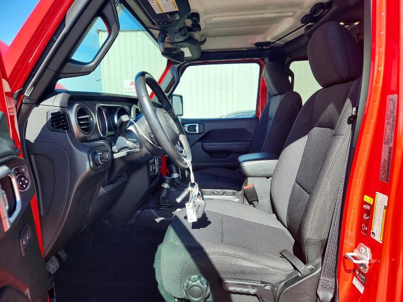 2022 Jeep Gladiator Sport