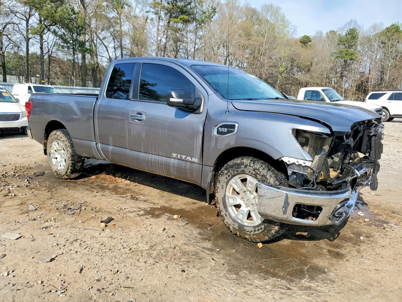 2017 Nissan Titan SV