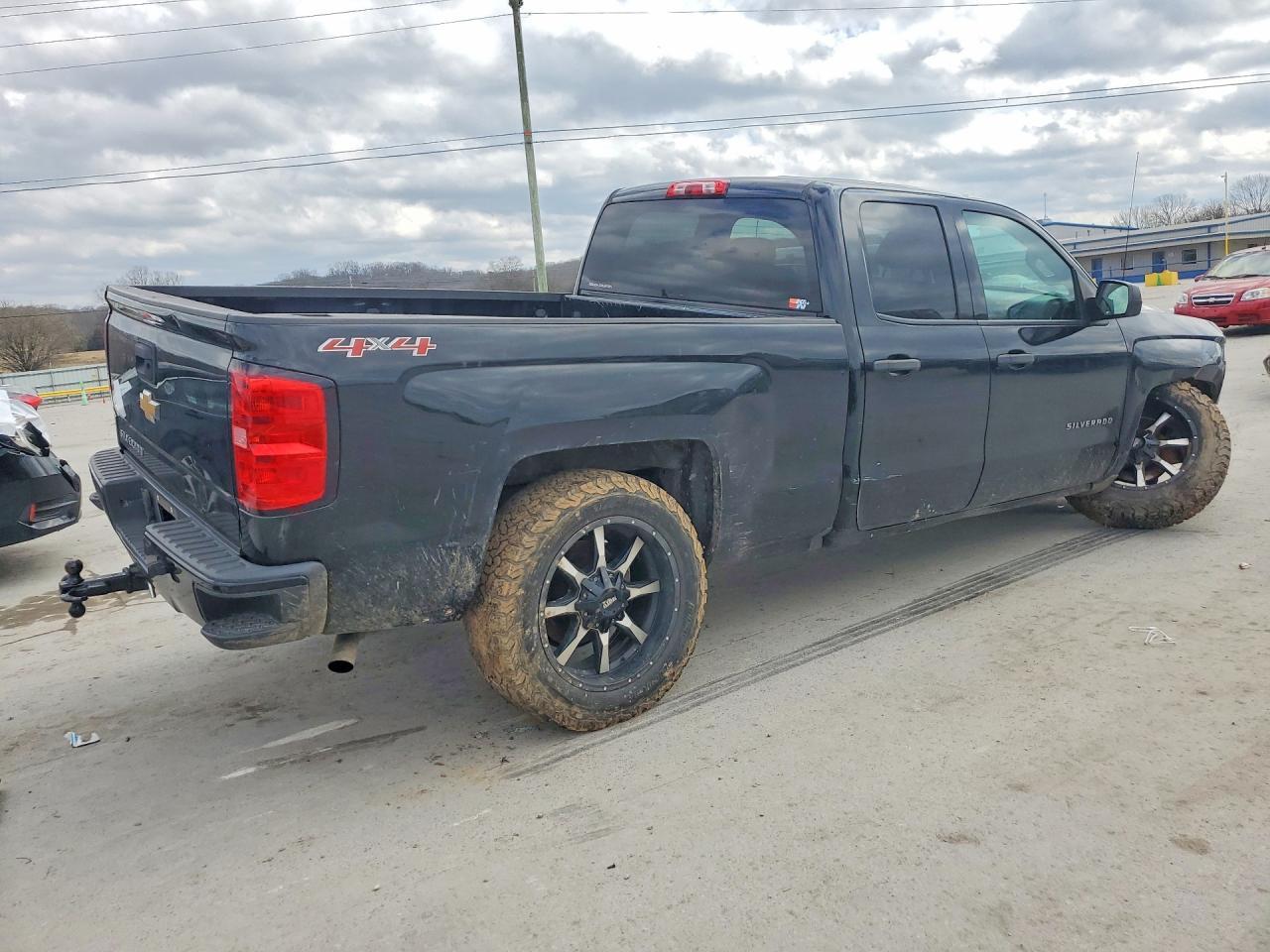 2016 Chevrolet Silverado K1500 Custom