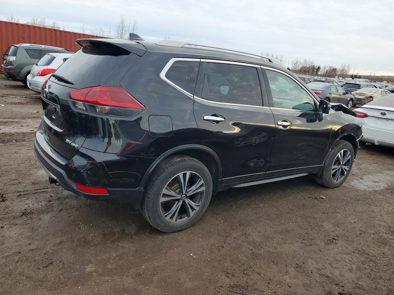 2019 Niss Rogue sv
