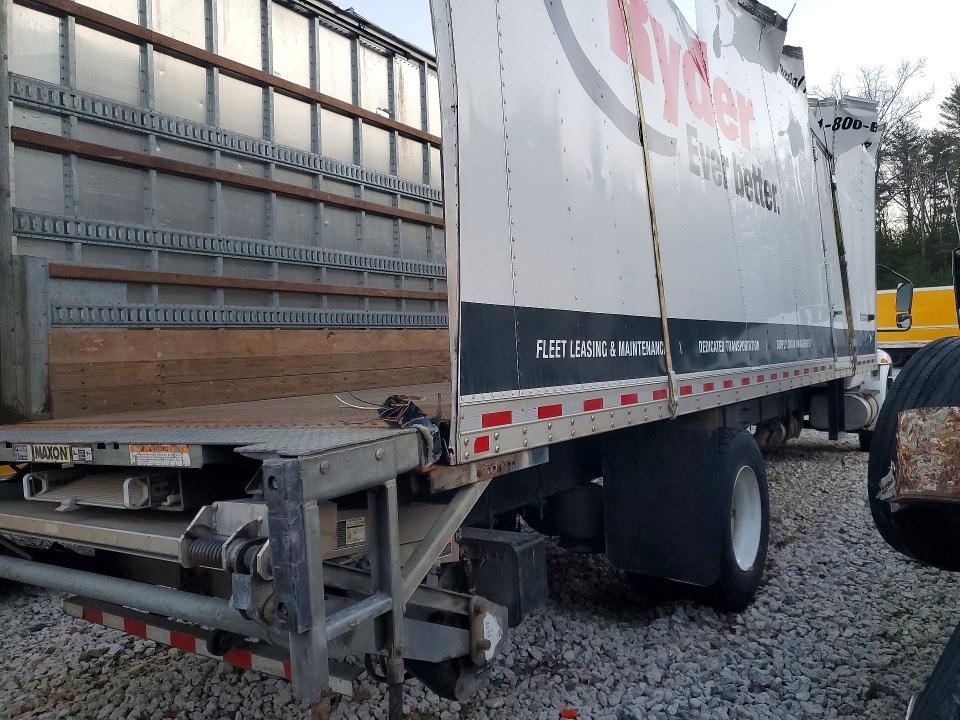 2020 International MV607 BOX Truck