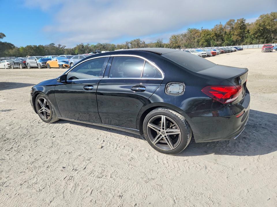 2019 Mercedes-Benz A 220