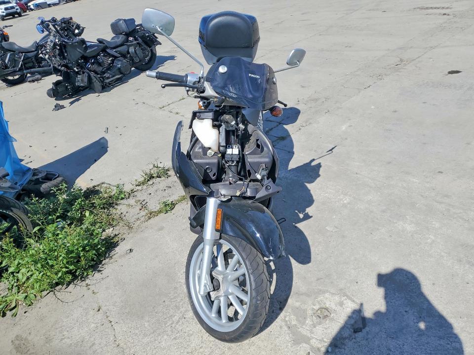 2005 Piaggio BV 200