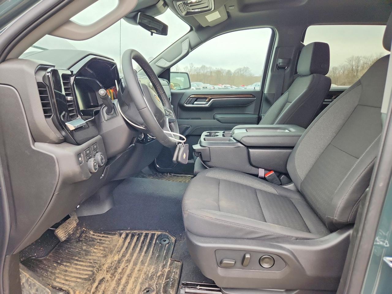 2026 Chevrolet Silverado K1500 LT-L