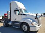 2016 Kenworth T680 Semi Truck