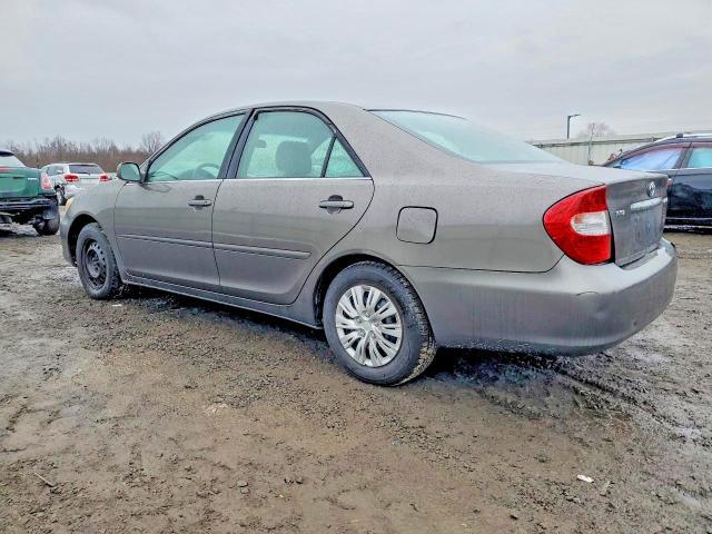 2003 Toyota Camry le