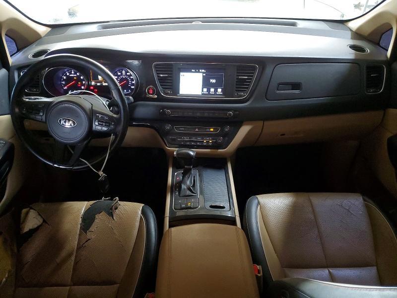 2018 KIA Sedona sx