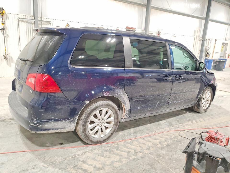 2012 Volkswagen Routan se