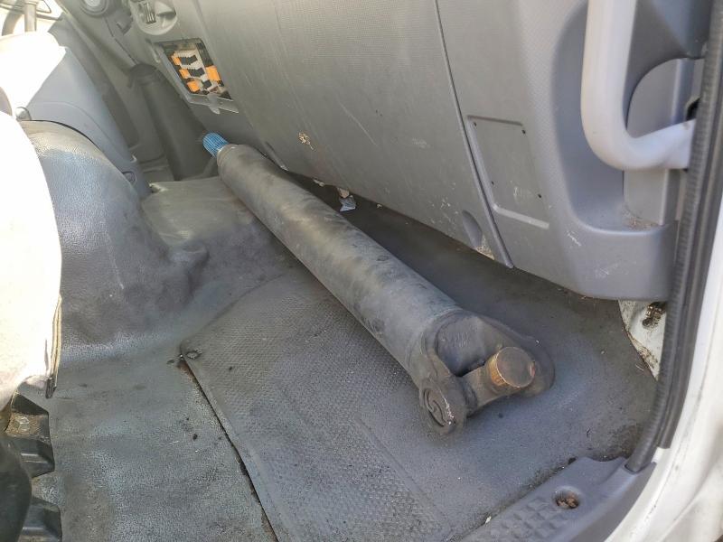 2021 Isuzu FTR BOX Truck