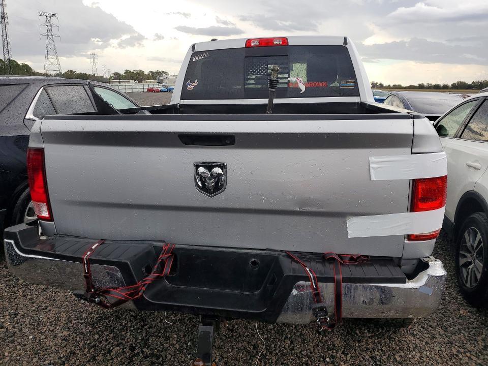 2018 Dodge RAM 1500 SLT