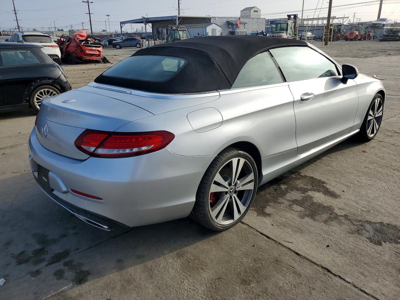 2017 Mercedes-Benz C300