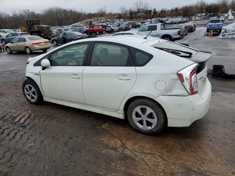 2015 Toyota Prius two