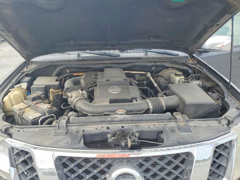 2011 Nissan Pathfinder s