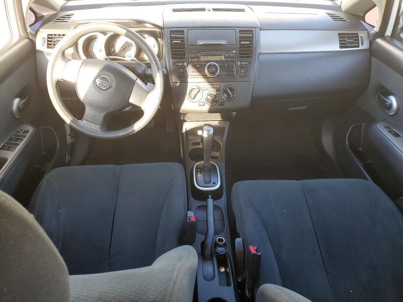 2011 Nissan Versa 1.8 s