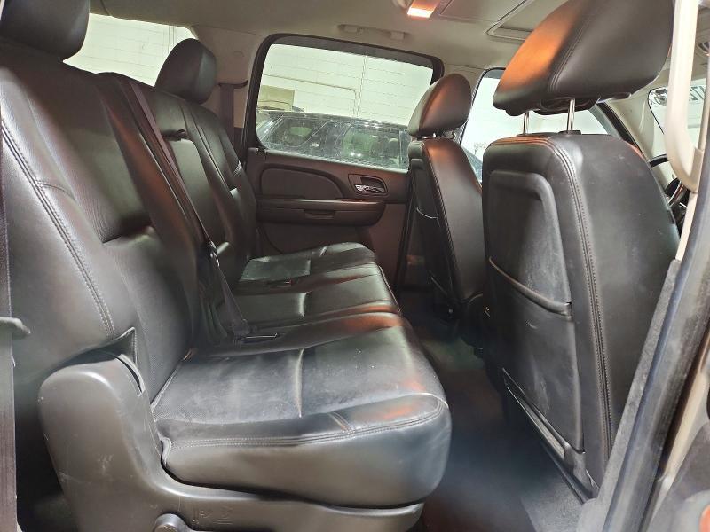 2012 Chevrolet Suburban K1500 ltz