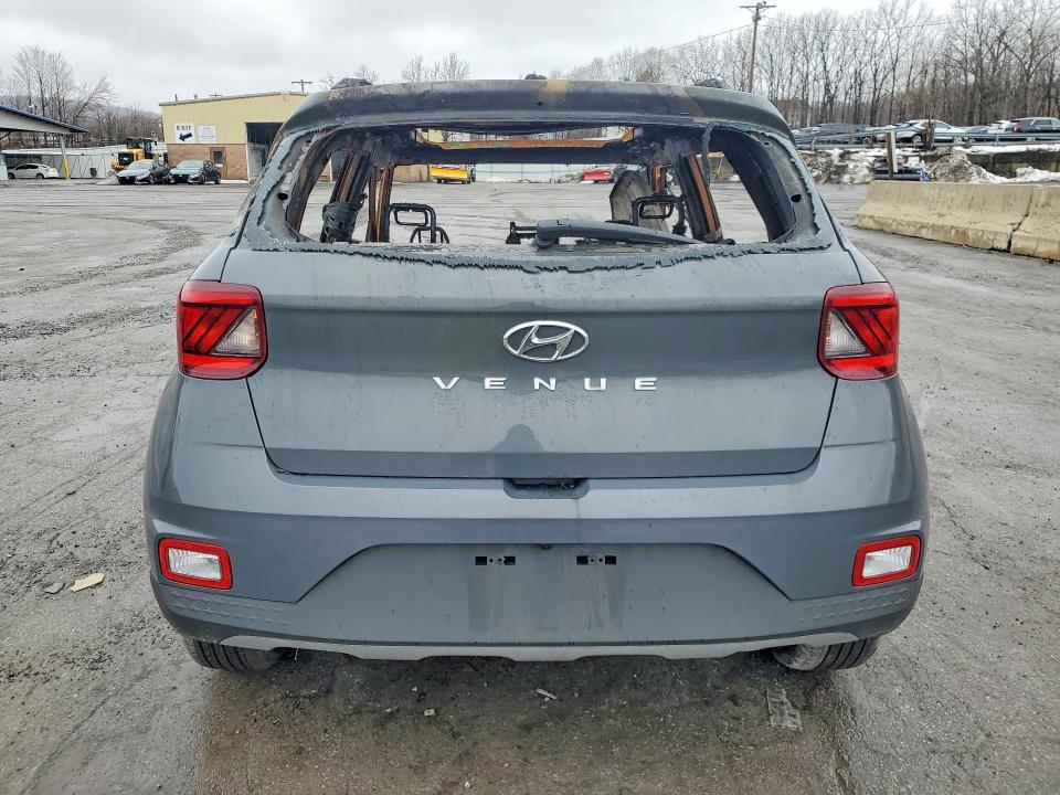 2025 Hyundai Venue sel