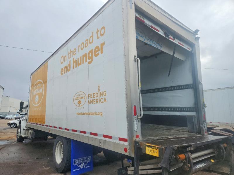 2021 Freigliner 2021 Freightliner Business Class M2 Refrigerated B