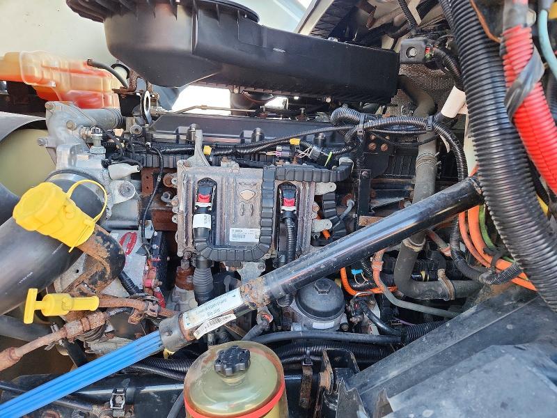 2019 International LT625