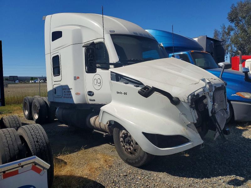 2022 Kenworth T680 Semi Truck