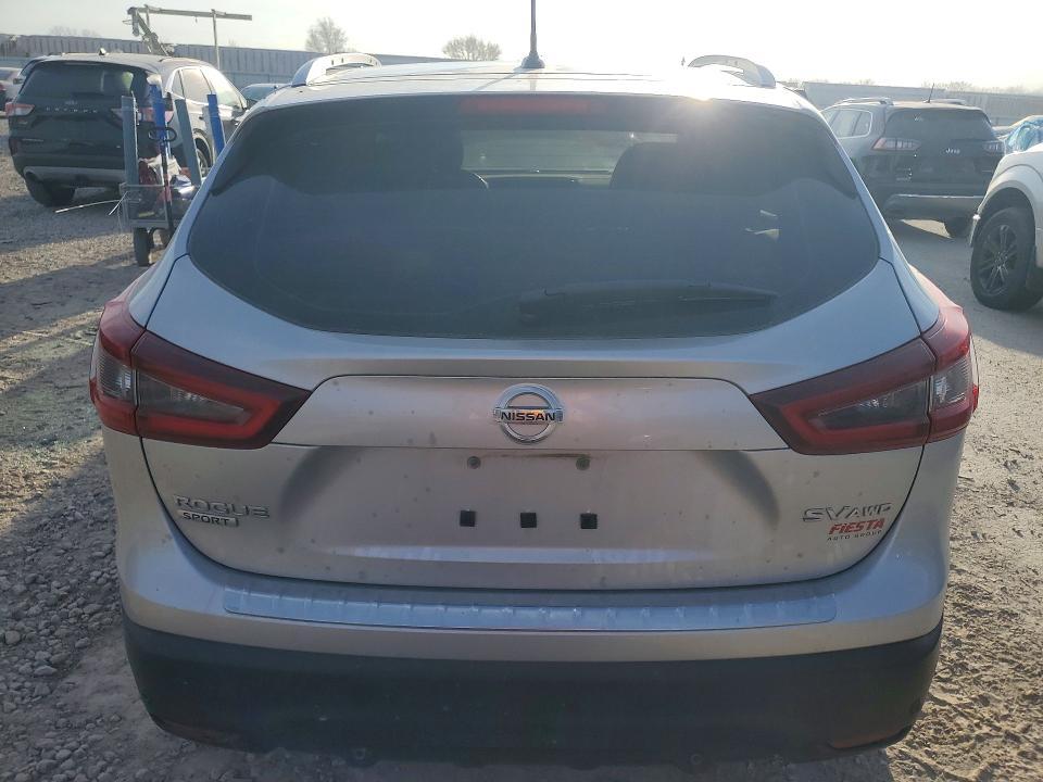 2022 Nissan Rogue Sport sv