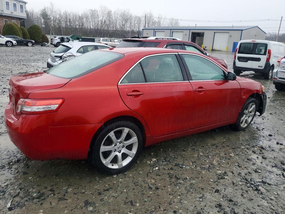 2010 Toyota Camry le