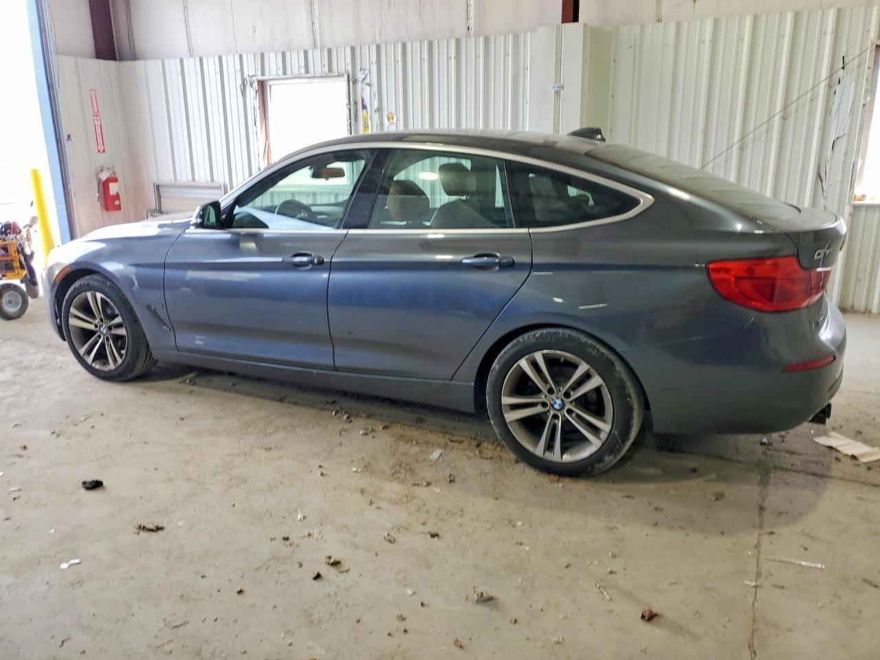 2018 BMW 330 Xigt