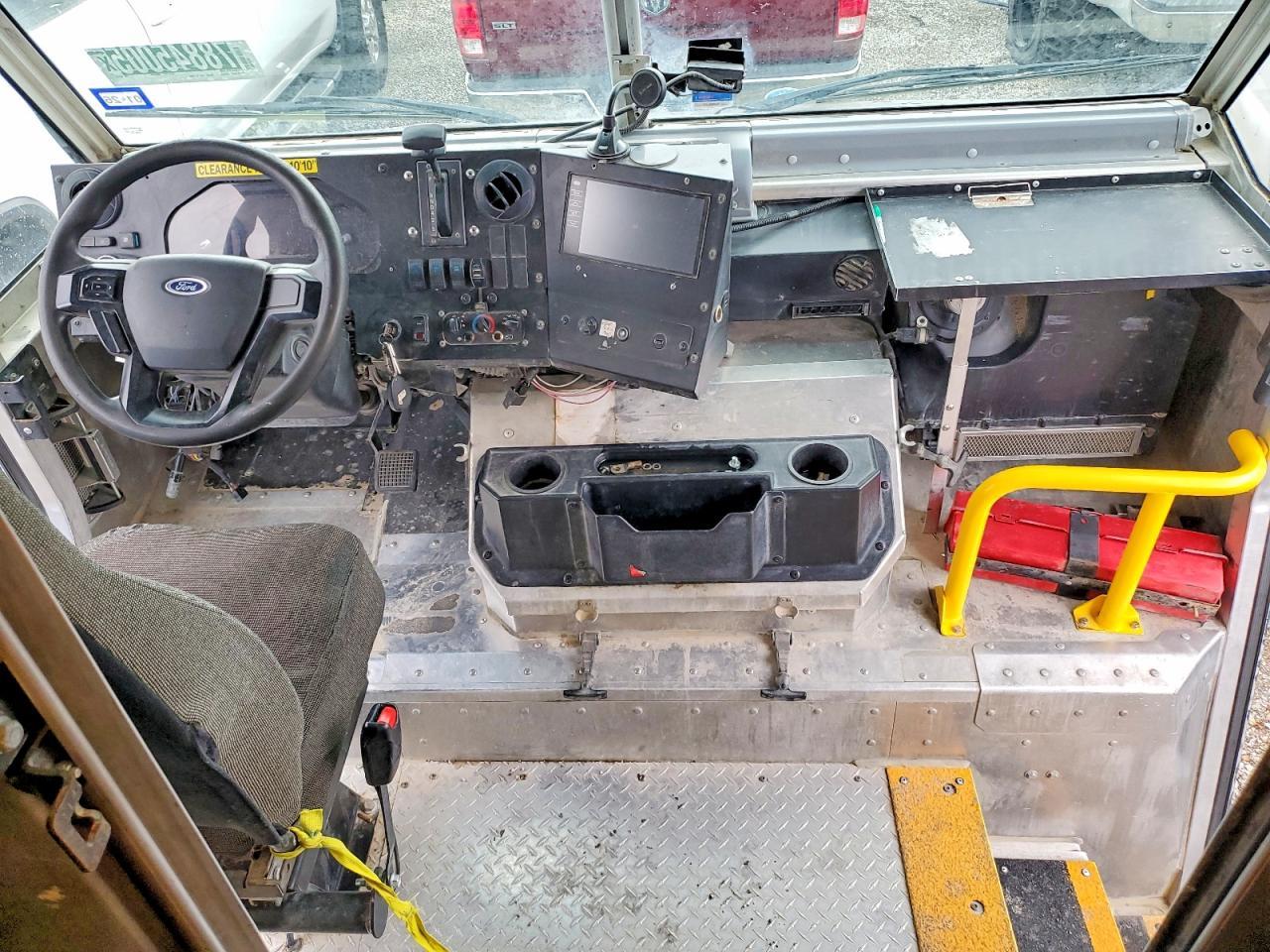 2020 Ford F59 Delivery Truck