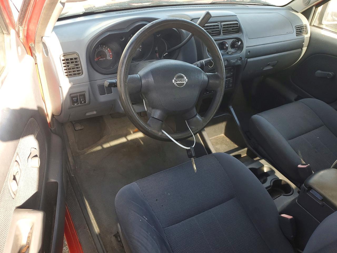 2003 Nissan Frontier Standard