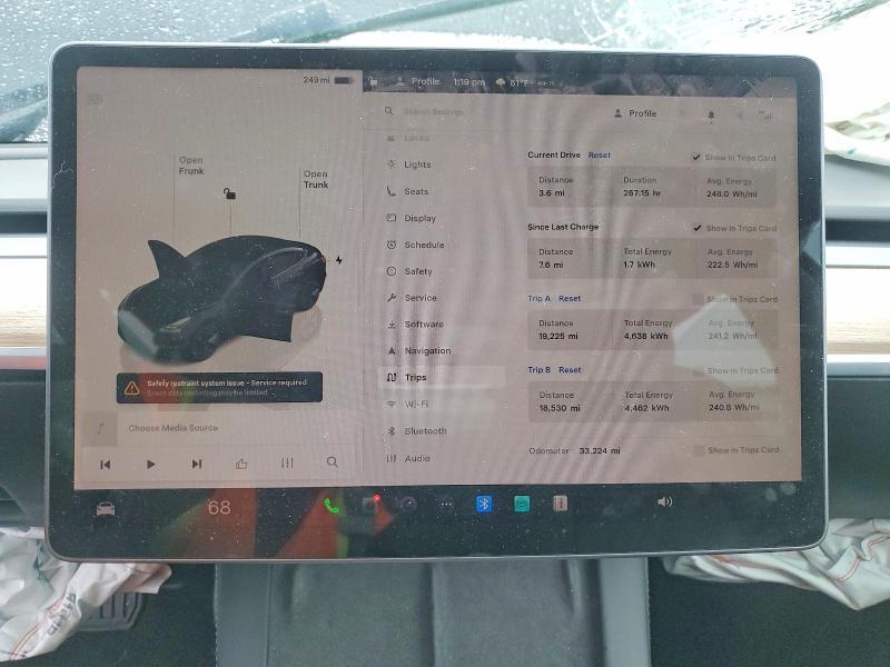 2022 Tesla 3