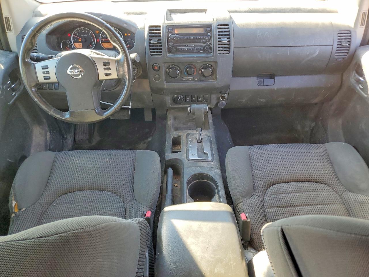 2006 Nissan Frontier SE
