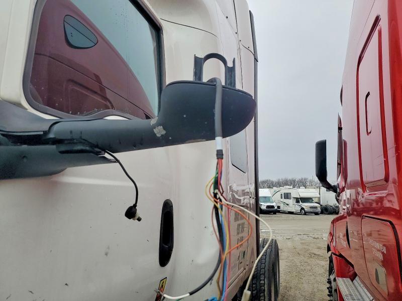 2018 International LT625