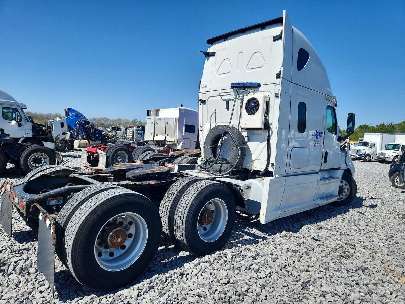 2022 Freigliner 2022 Freightliner Cascadia 126 Semi Truck