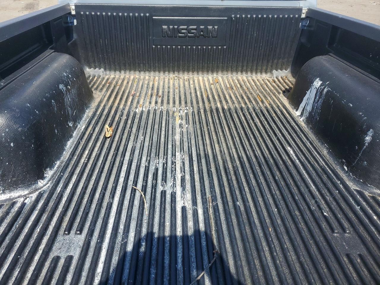 2003 Nissan Frontier Standard