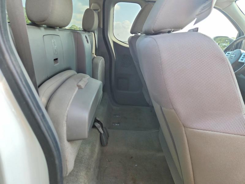 2017 Nissan Frontier s