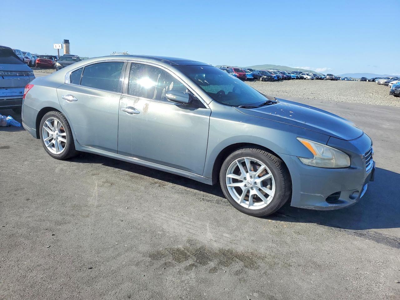 2010 Nissan Maxima 3.5 s