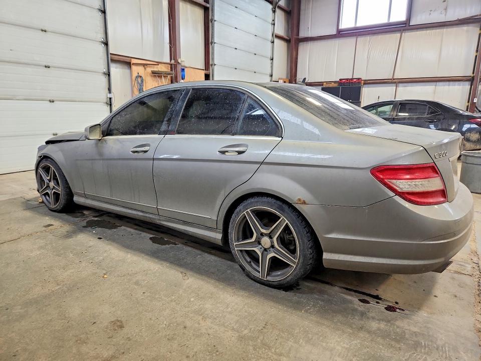 2011 Mercedes-Benz C300w 4matic 4DR